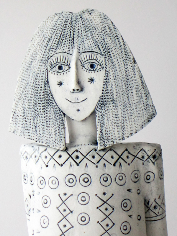 cathy-darcy-head-2018-stoneware-ceramic